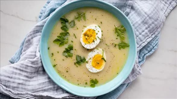 Zupy jakie są: poznaj różnorodność smaków i tradycyjne przepisy