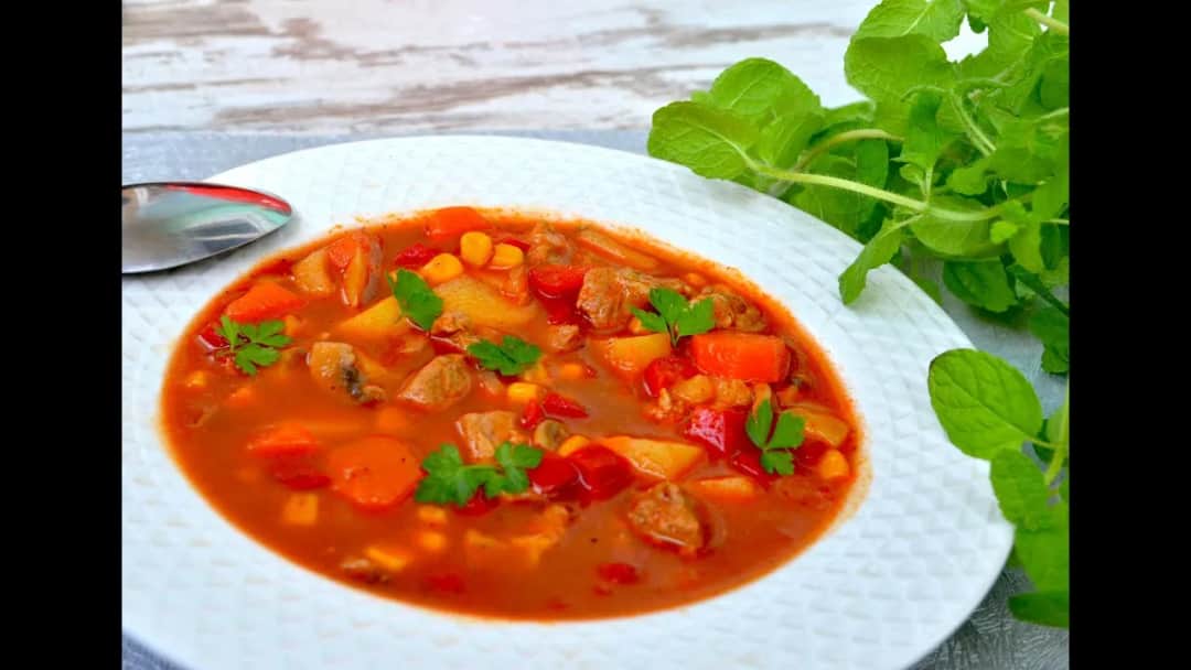 Jak zrobić zupę gulaszową - prosty przepis na smaczną zupę