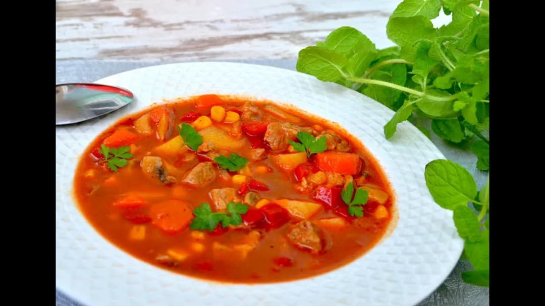 Jak zrobić zupę gulaszową - prosty przepis na smaczną zupę