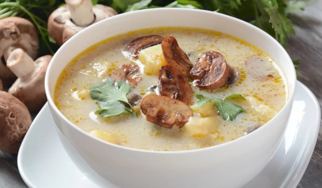Jak wzmocnić smak zupy pieczarkowej i uniknąć mdłego smaku