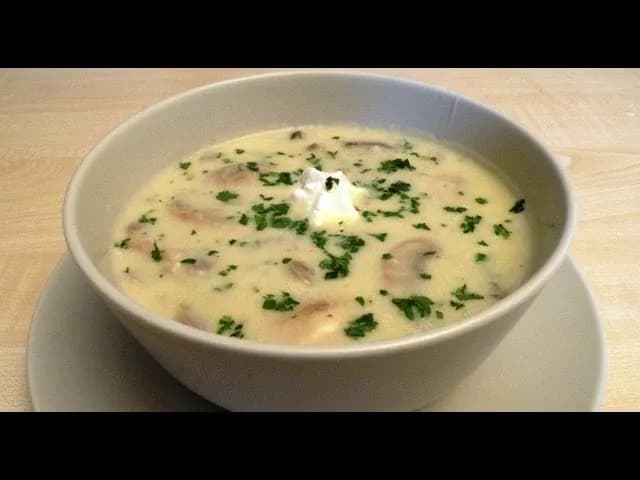 Jak zrobić zupę pieczarkową, aby zachwycić smakiem i aromatem